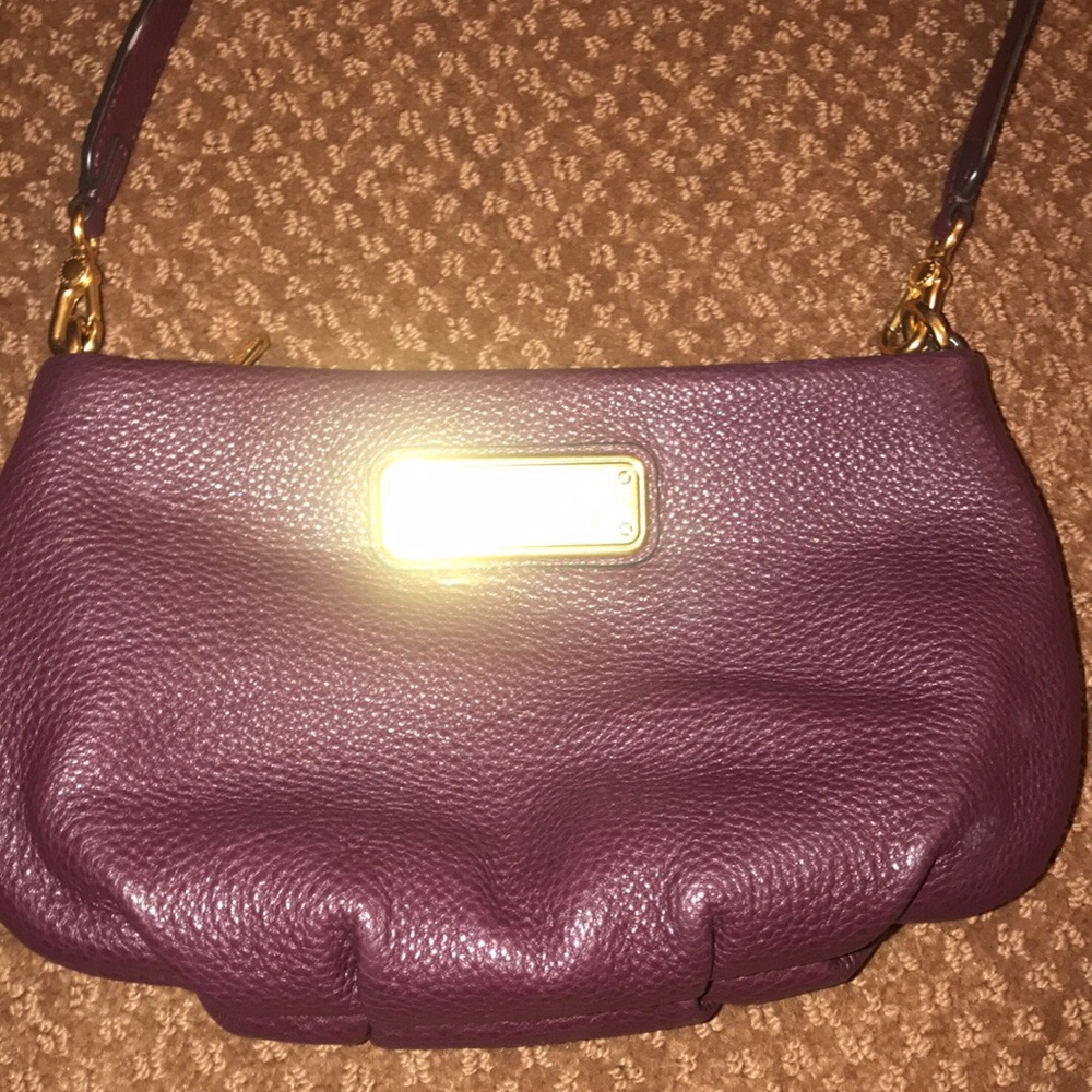 Marc Jacobs sling bag